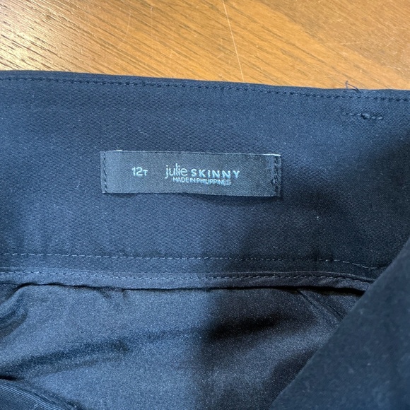 LOFT Julie Skinny Black Dress Pants 12T - Picture 9 of 12